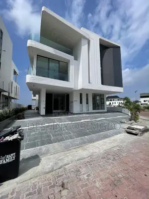 2bdrm Apartment in Ikate for sale