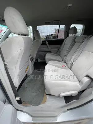 Toyota Highlander 2012 Gray