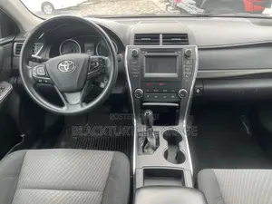Toyota Camry 2016 Gray