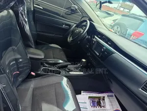 Toyota Corolla 2015 Black