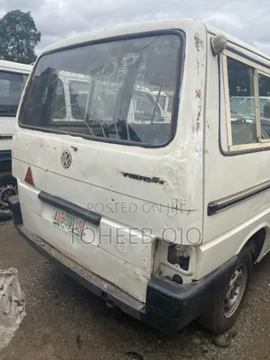 Volkswagen Transporter 1996 White