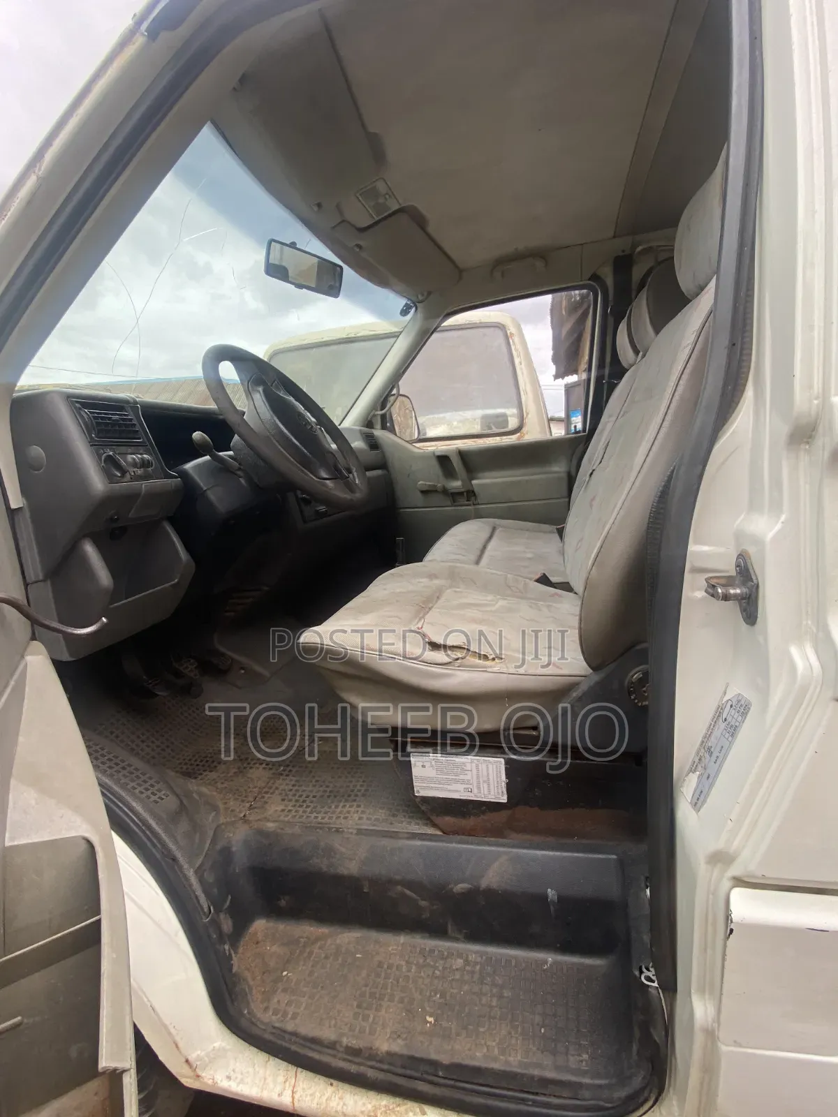 Volkswagen Transporter 1996 White
