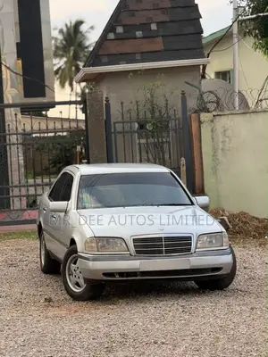 Mercedes-Benz C200 2000 Silver
