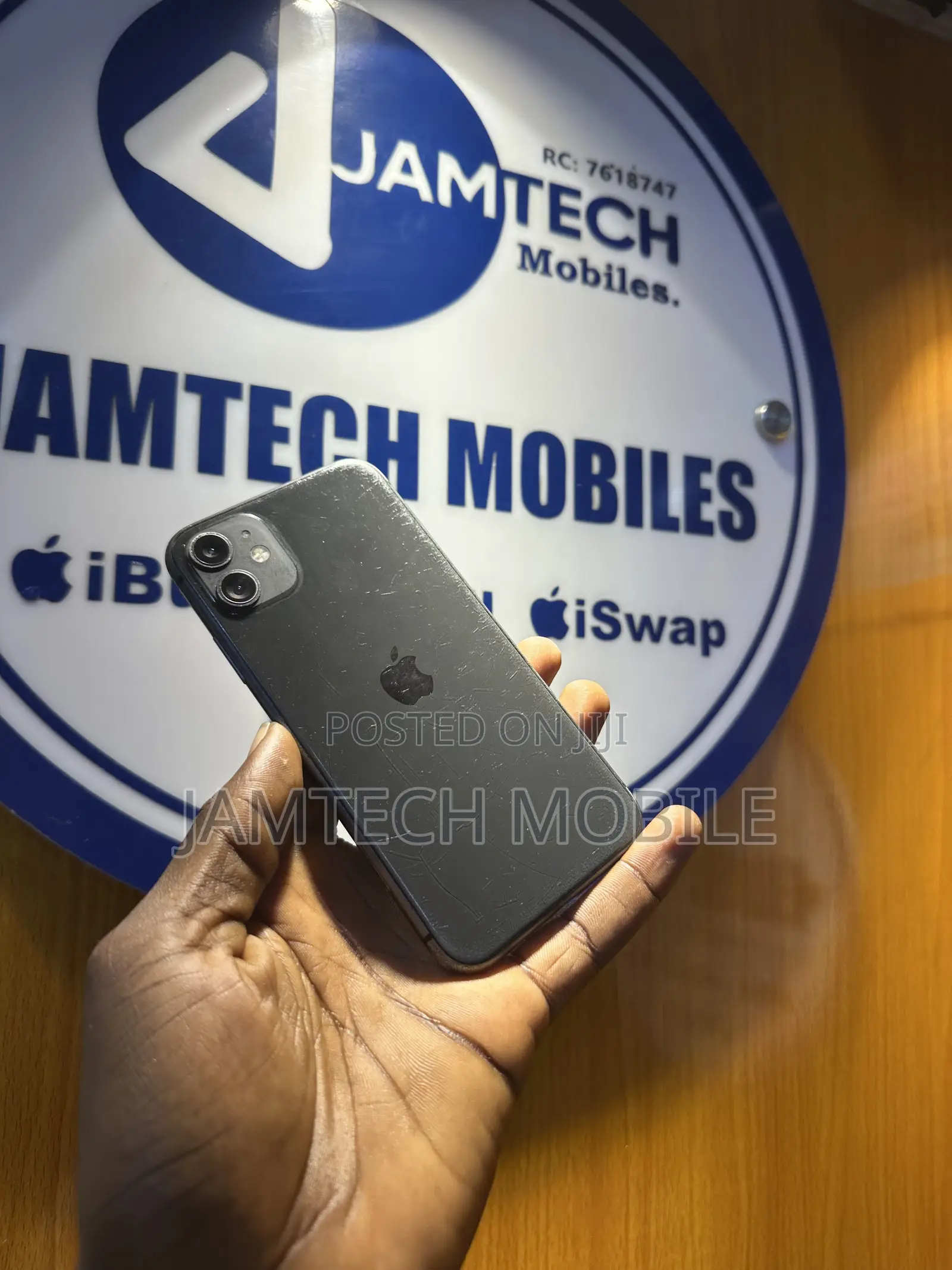 Apple iPhone 11 64 GB Black