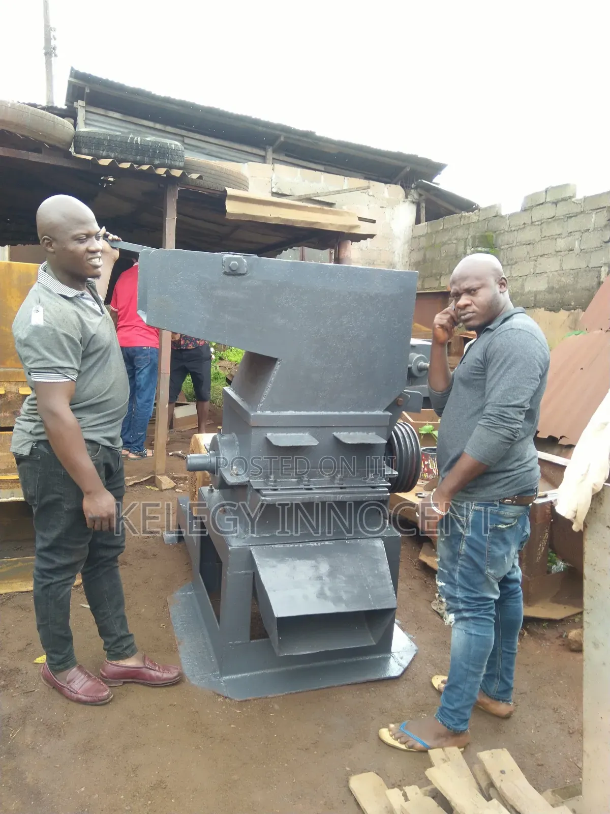 Waste Plastic Crushing Machine