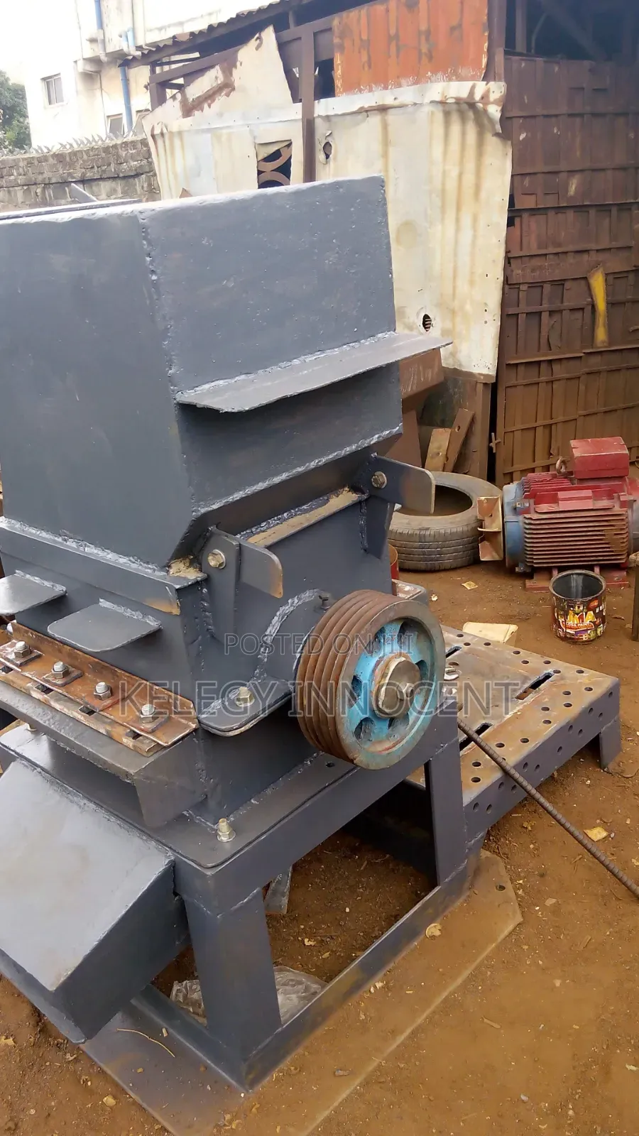 Waste Plastic Crushing Machine