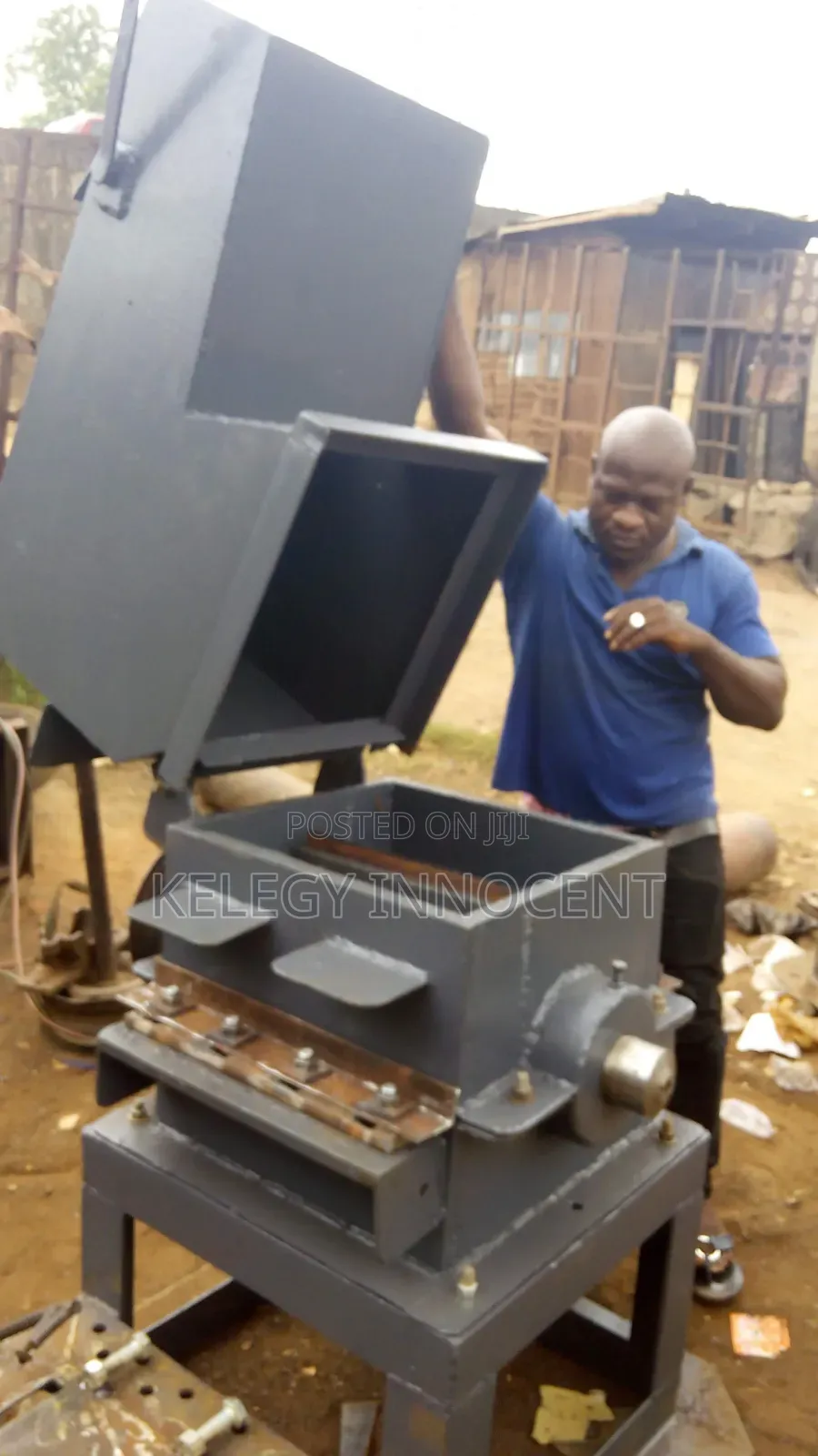 Waste Plastic Crushing Machine