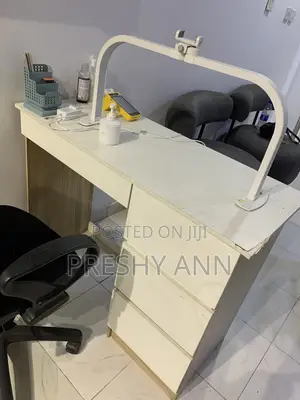 Nail Table Office Chair Set