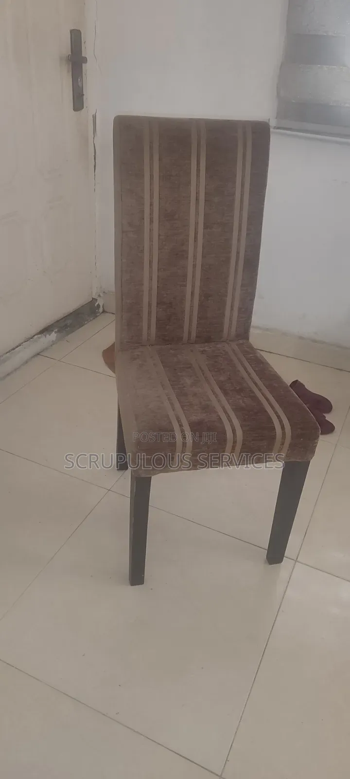 Single Seater Armless Chair