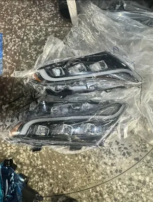 Upgrade Headlight Toyota Venza 2010-2019