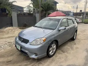 Toyota Matrix XR Hatchback AWD (1.8L 4cyl 4A) 2005 Blue