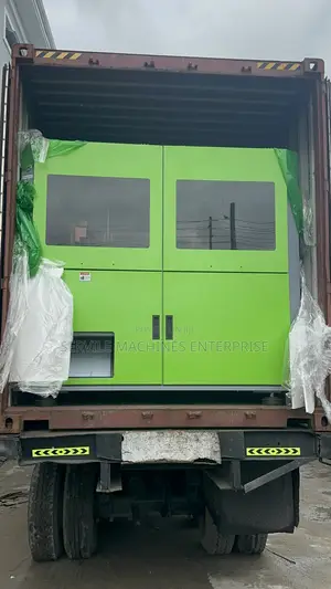Automatic Pet Bottle Blower Machine