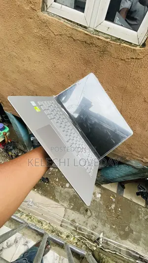 Laptop Asus VivoBook S15 S510UA 16GB Intel Core i7 SSD 512GB