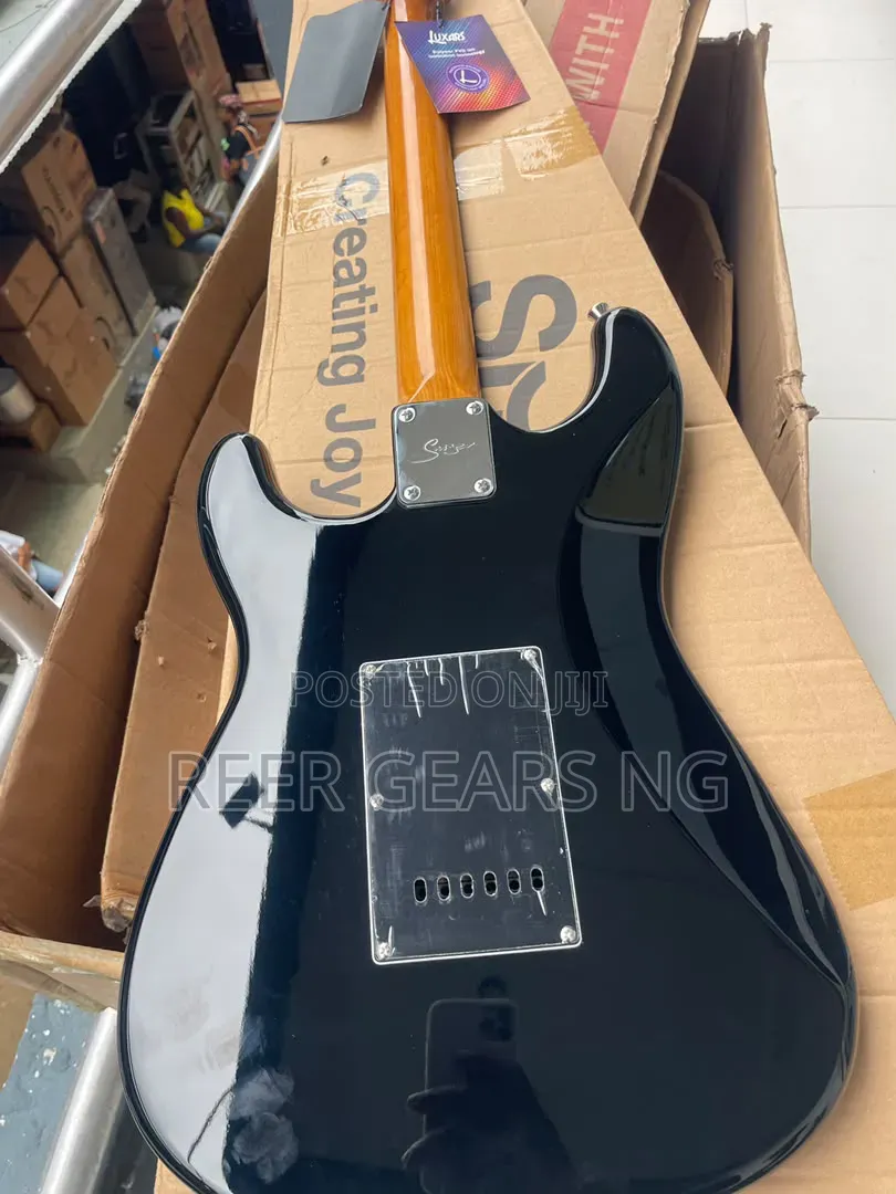 Smiger LG 2 Pro Black Stratocaster Guitar