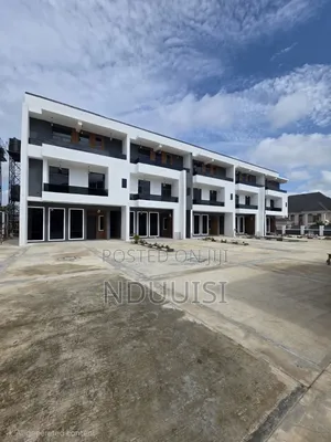 4bdrm Townhouse / Terrace in Guzape District for rent