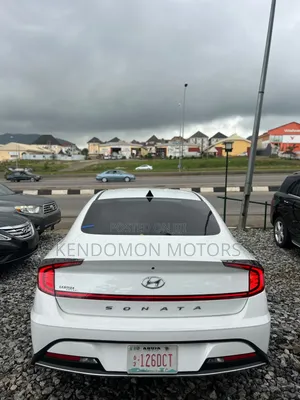 Hyundai Sonata SE 2021 White