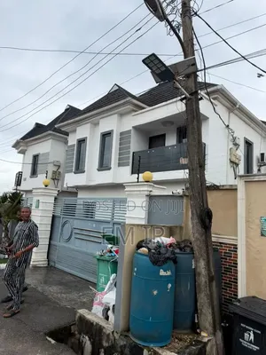 Furnished 2bdrm Apartment in Eniola Akoleolu, Abule Egba for sale
