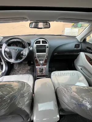 Lexus ES 350 2010 Silver