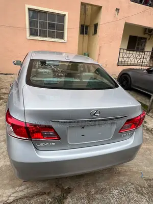 Lexus ES 350 2010 Silver