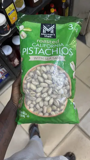 Member’s Mark Roasted California Pistachios