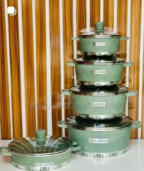10pcs Marble Royal Dessini Cookware Set.