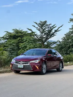 Toyota Camry LE 4dr Sedan (2.5L 4cyl 6A) 2015 Maroon