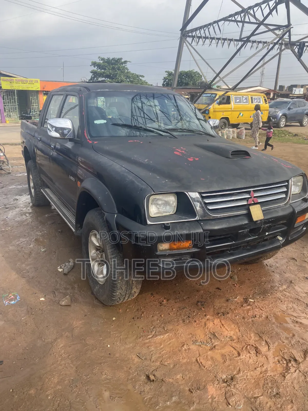 Mitsubishi L300 1987 Black