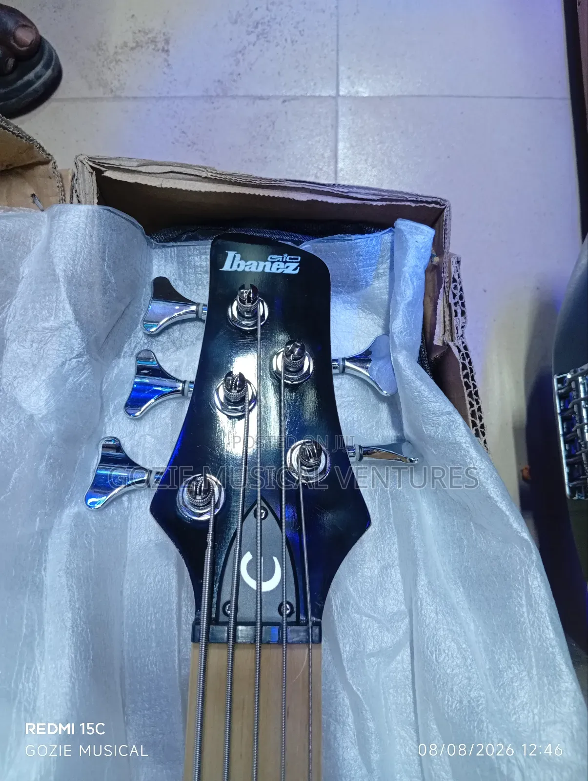 24frets Ibanez 5-String Ative Bass Guitar White Colour With Bag Cable
