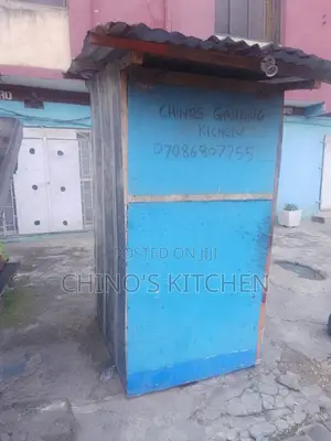 Standard Wooden Kiosk for Sale - 8ft in Alapere Ketu