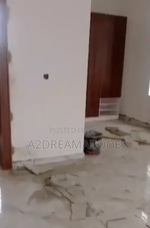 5bdrm Duplex in Magodo Phase 2 for rent