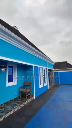 3bdrm Bungalow in Niyi Ishola Estate, Oluyole for sale