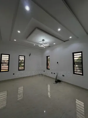 4bdrm Duplex in Old Bodija Estate for sale