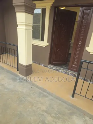 1bdrm Block of Flats in Peace Estate, Yakoyo/Alagbole for rent