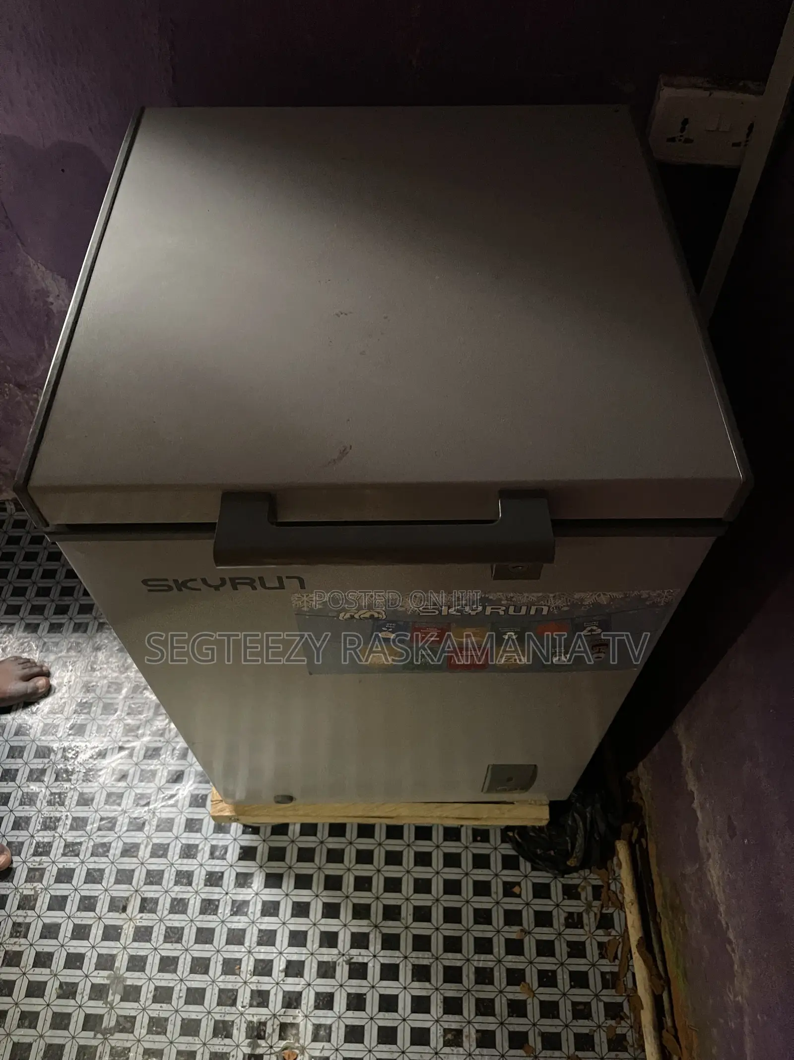Refrigerator