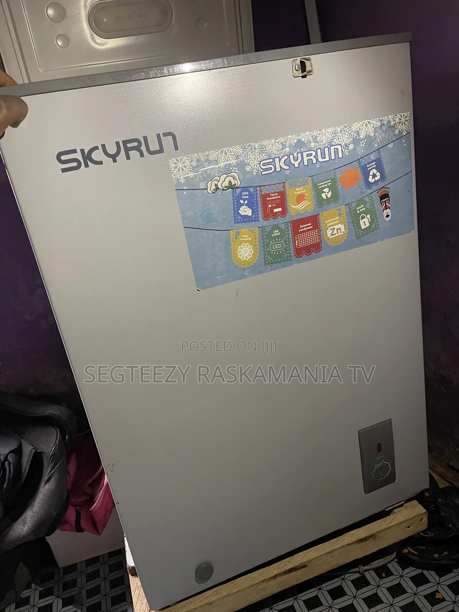Refrigerator