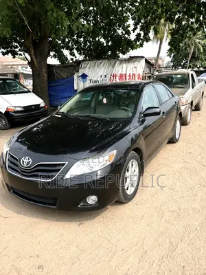 Toyota Camry LE 4dr Sedan (2.5L 4cyl 6A) 2011 Black