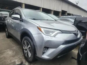 Toyota RAV4 2018 Silver