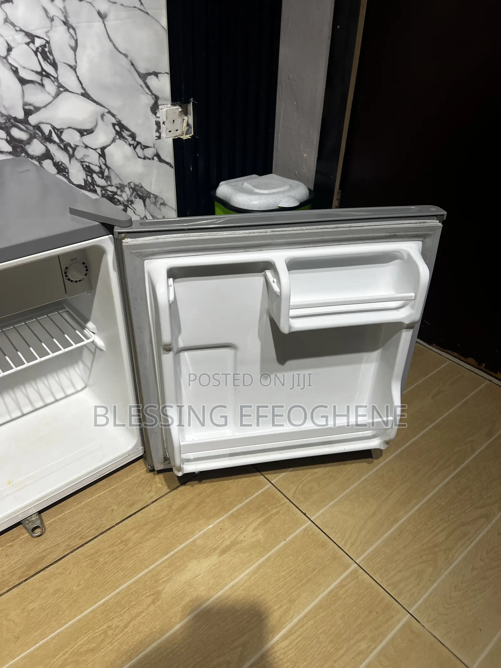 Scanfrost Bedside Fridge