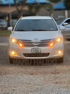 Toyota Venza 2011 White