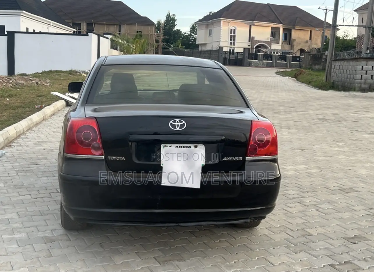 Toyota Avensis 2006 Black