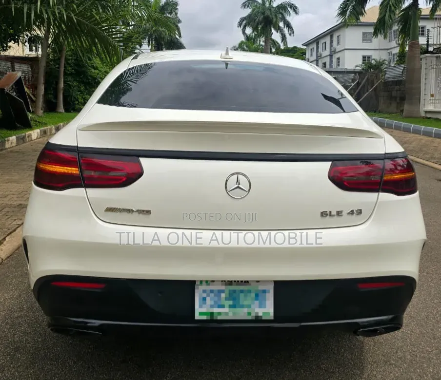 Mercedes-Benz G-Class 2017 White
