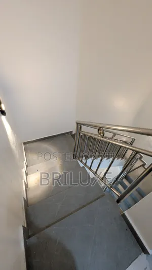 4bdrm Duplex in Lekki Peninsula, VGC / Ajah for rent