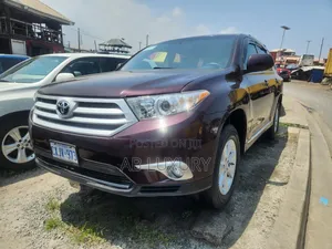 Toyota Highlander 2013 Purple