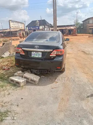 Toyota Corolla 2012 Black