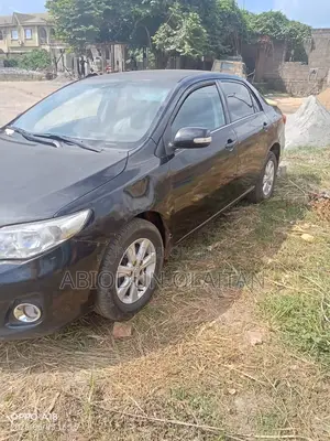 Toyota Corolla 2012 Black