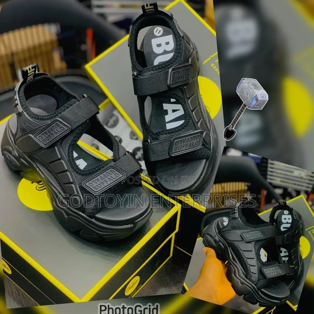 High Quality Designer Sandals