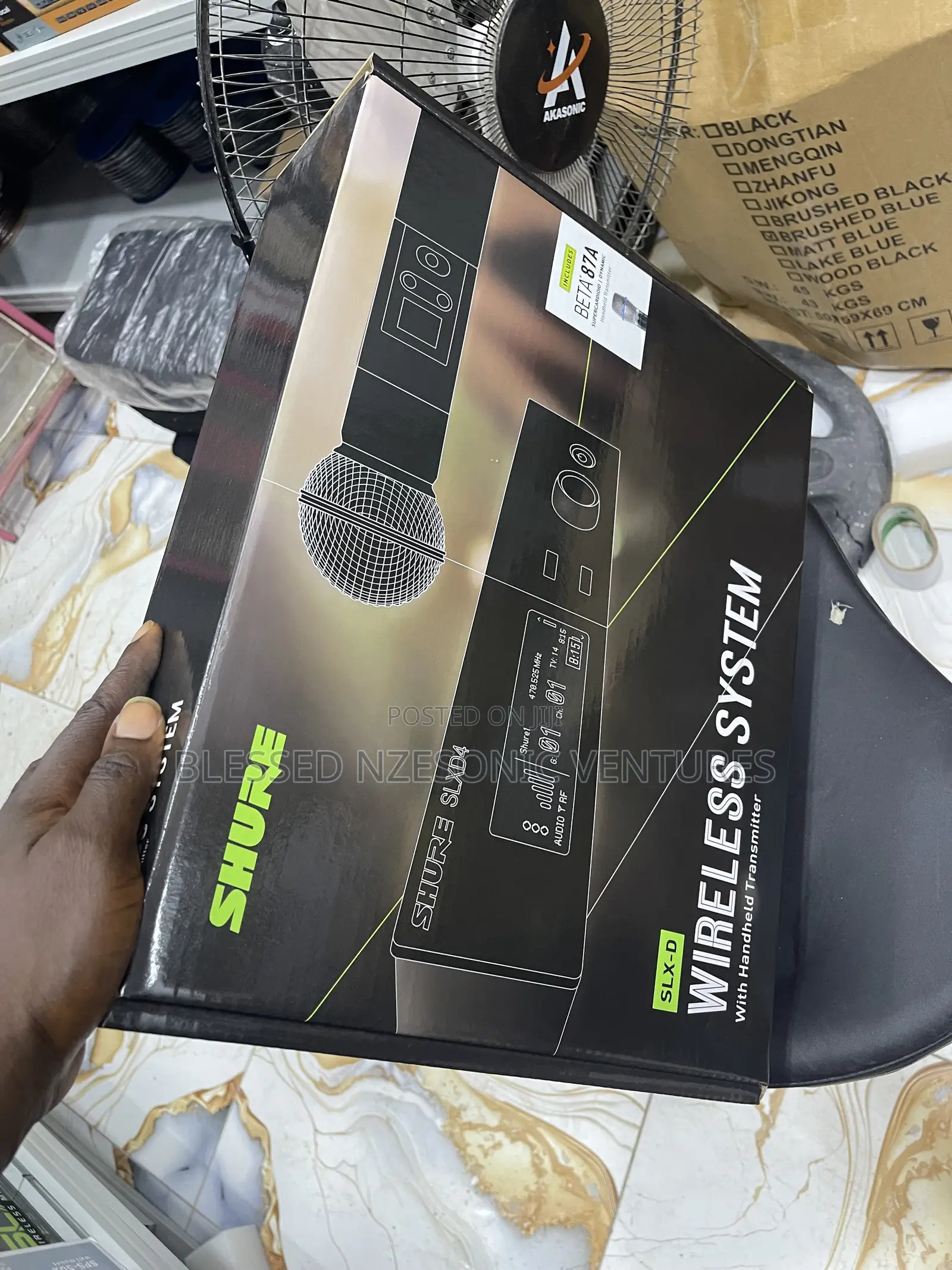Professional Wireless Microphone