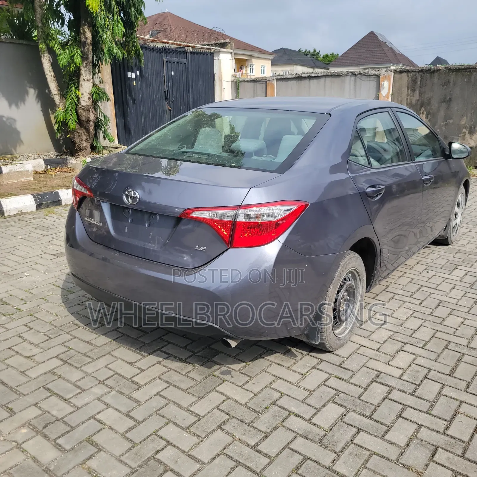 Toyota Corolla 2016 Blue