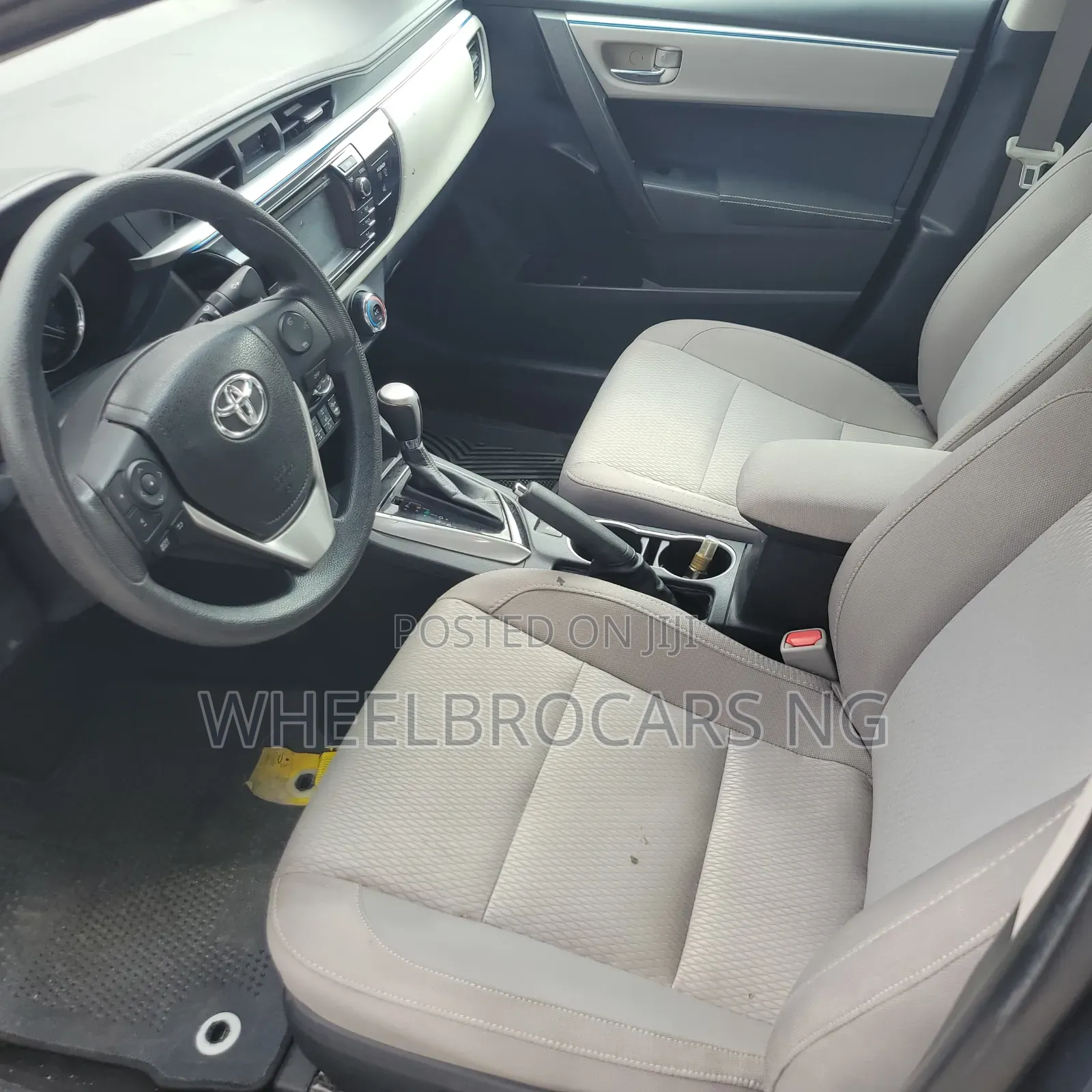 Toyota Corolla 2016 Blue