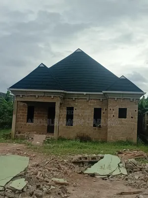 3bdrm House in Ifo for sale